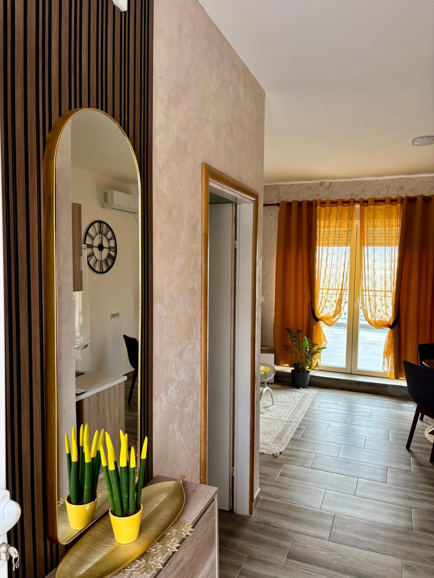 Apartmani Jovan Улцинь Экстерьер фото