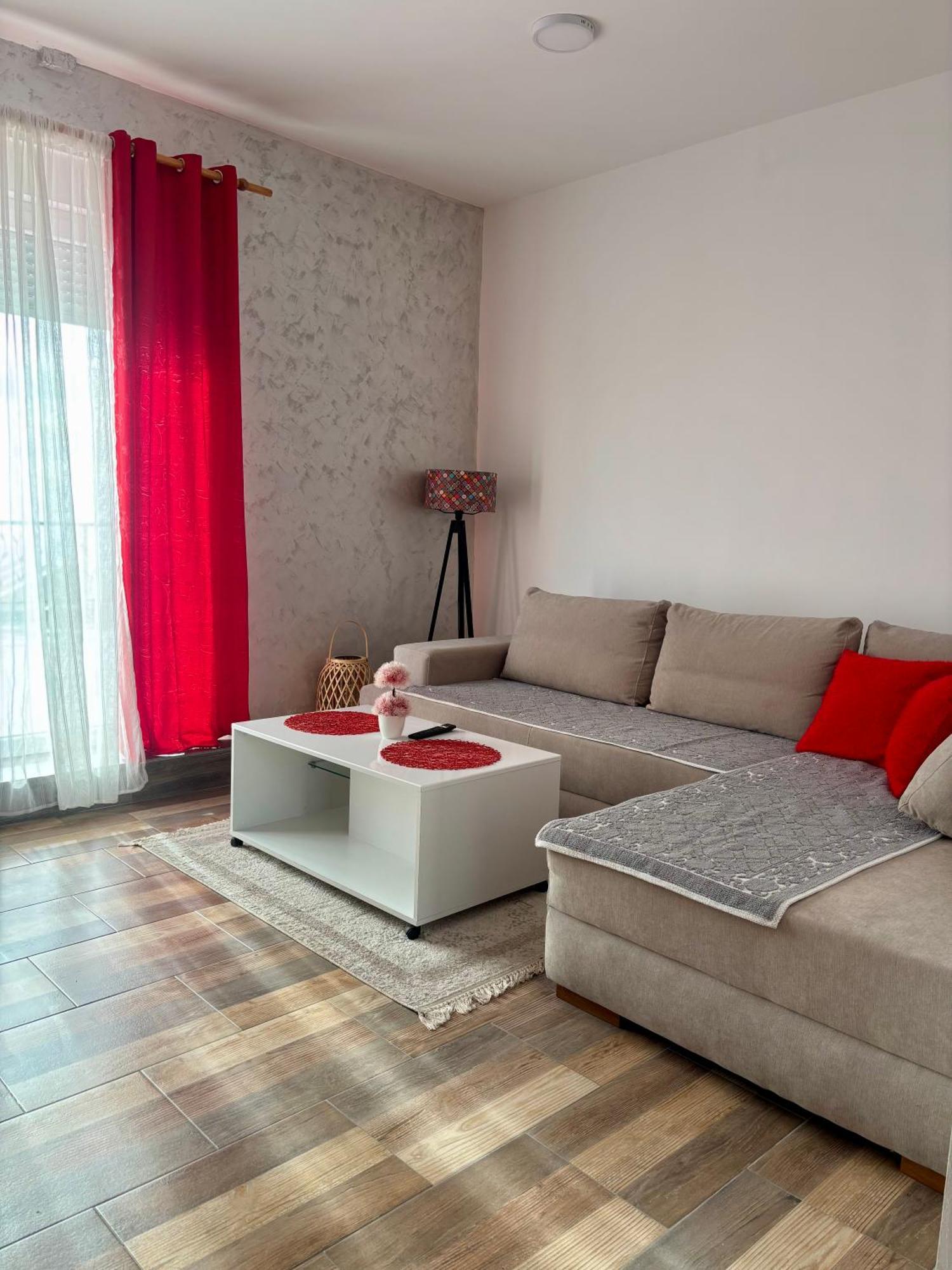 Apartmani Jovan Улцинь Экстерьер фото